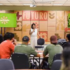LAB FUTUROS: Metodologia e Estrutura Inovativa